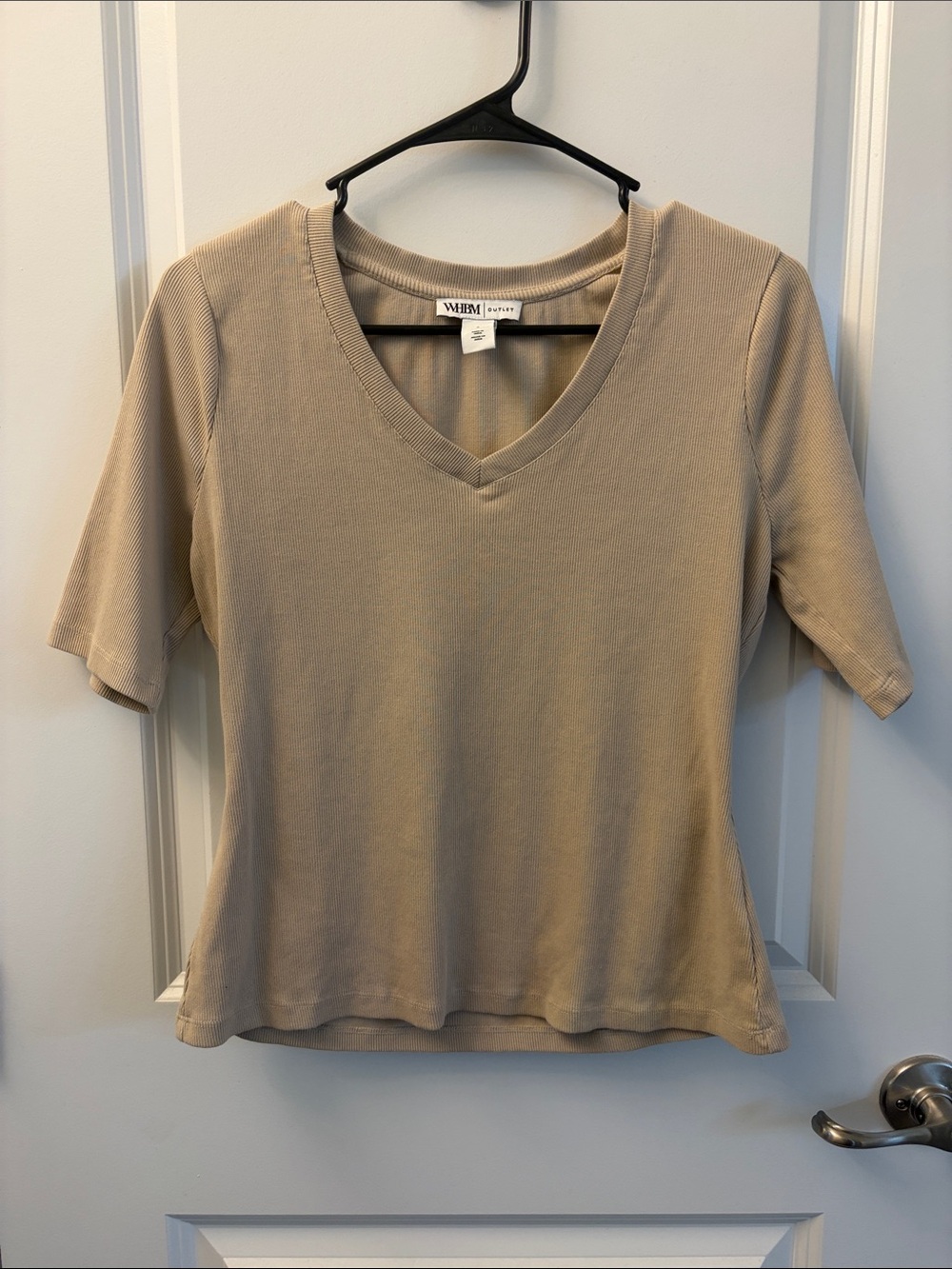 White House Black Market Taupe (Light camel) V-Neck 3/4 Short Sleeve Top Size S